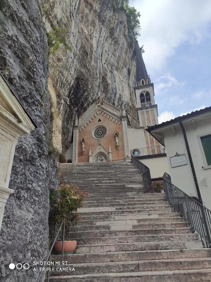 Agriturismo Revena Brentino Belluno Alloggio per agriturismo